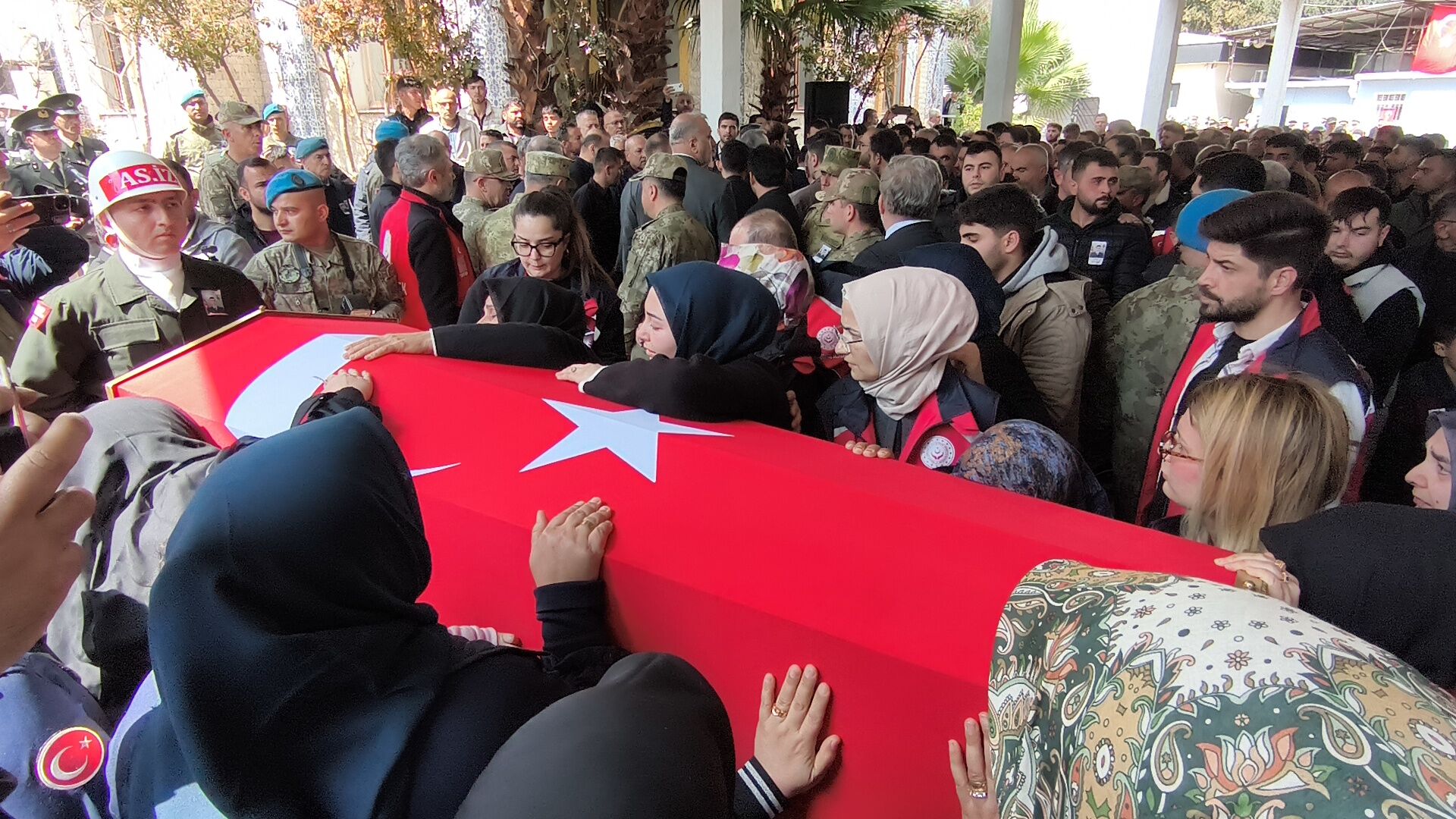 H A T A Y L I S E H I T U Z M A N C A V U S T O P R A G A V E R I L D 1228235 365303